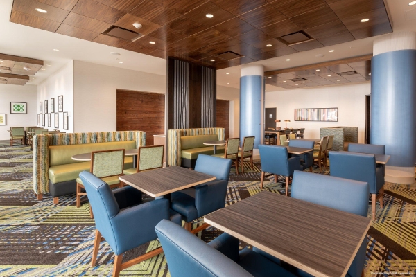 Holiday Inn Express & Suites SASKATOON EAST - UNIVERSITY (Saskatoon)